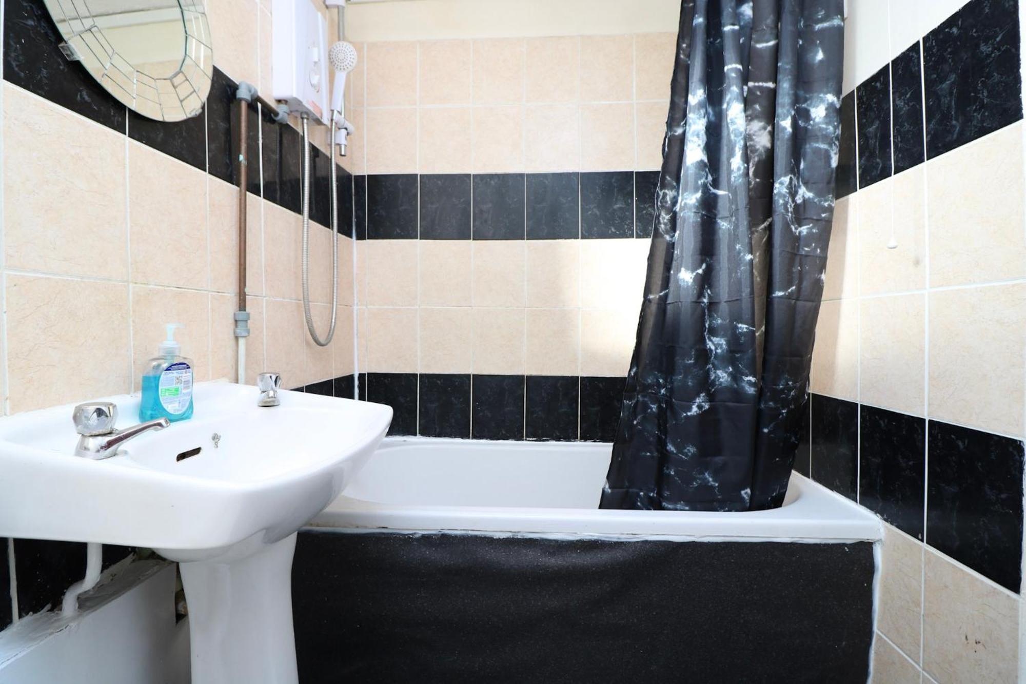 Room 4 Mayflower Road Guest House Саутхамптън Екстериор снимка